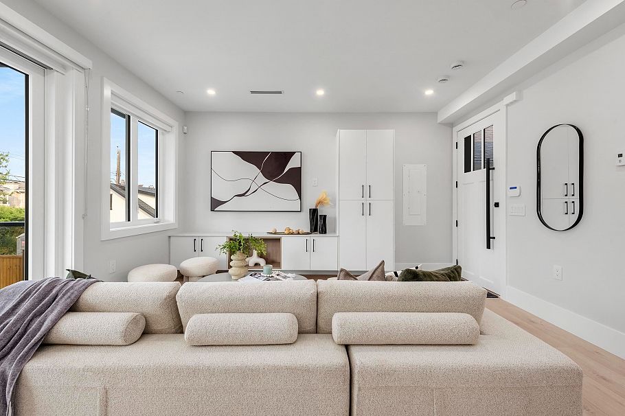 2743 Mcgill Street Vancouver, BC - 30