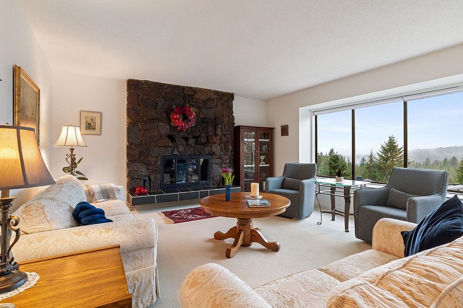 5508 Molina Road North Vancouver, BC - 4