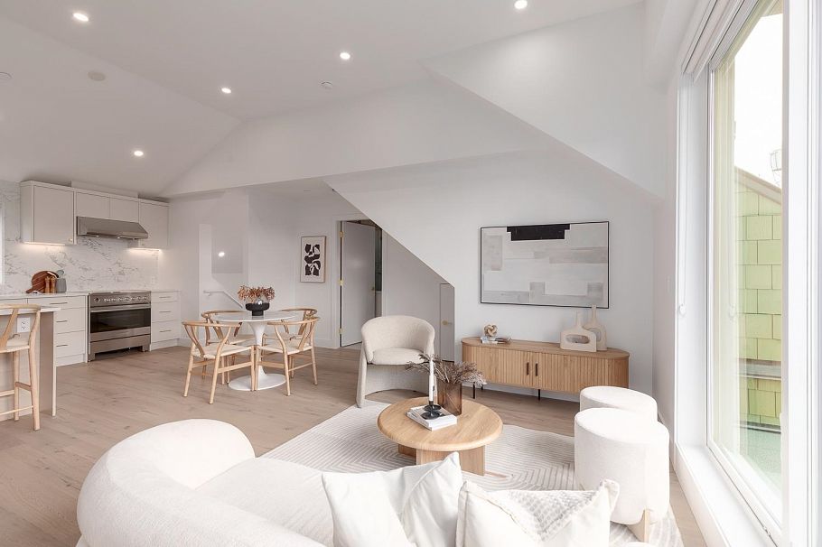 464 E 17th Avenue Vancouver, BC - 9