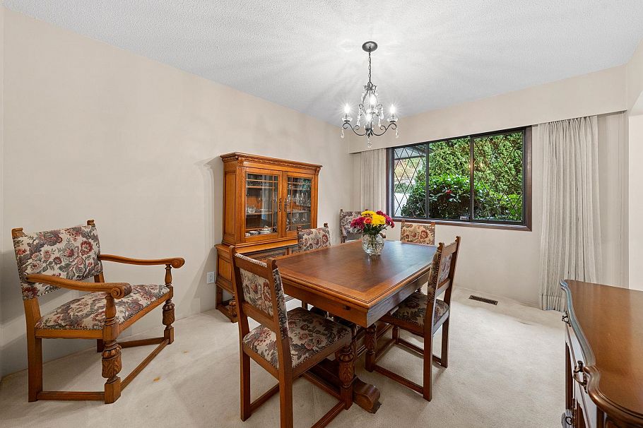 4877 Cedarcrest Avenue North Vancouver, BC - 5