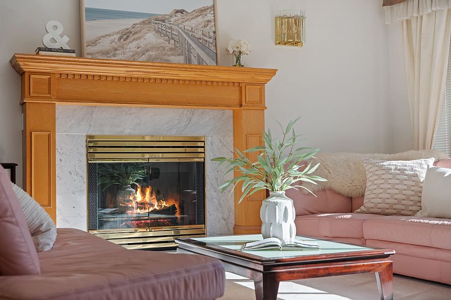 2133 W 49th Avenue Vancouver, BC - 4