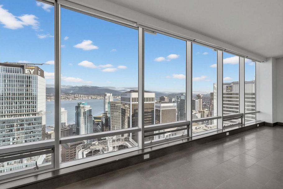 4401 1128 W Georgia Street Vancouver, BC - 5