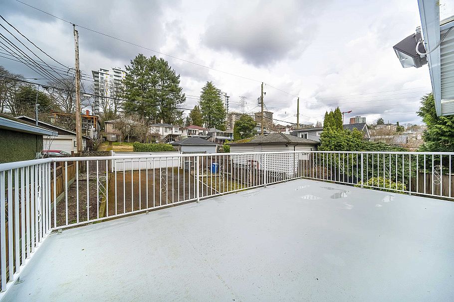 3609 Turner Street Vancouver, BC - 26