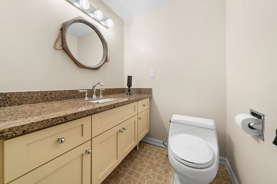 4877 Cedarcrest Avenue North Vancouver, BC - 28