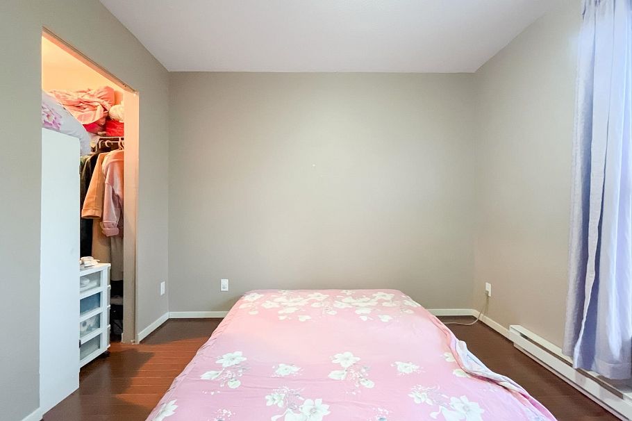 215 4155 Central Boulevard Burnaby, BC - 12