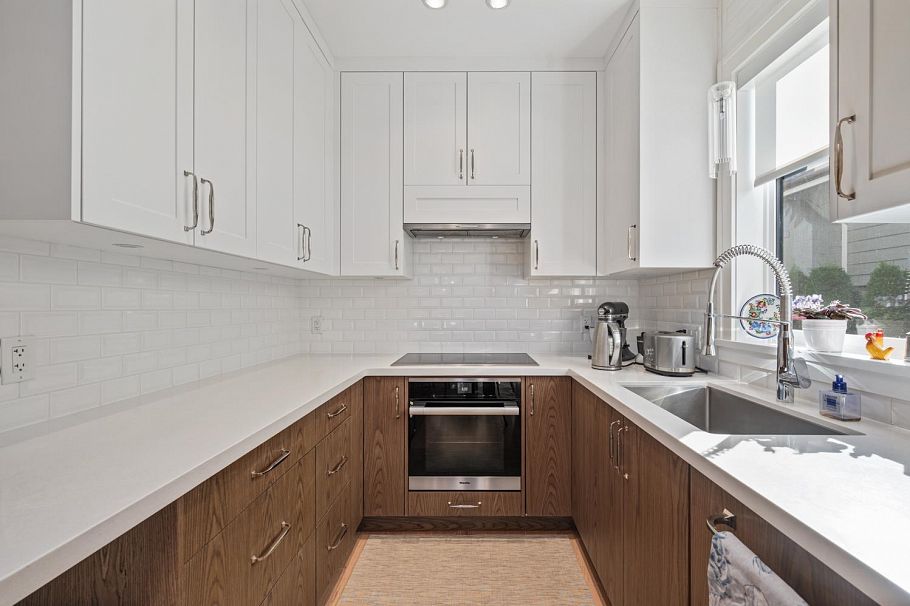 1 123 W 14 Avenue Vancouver, BC - 8