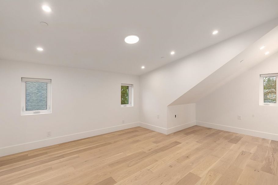 855 E 19th Avenue Vancouver, BC - 12