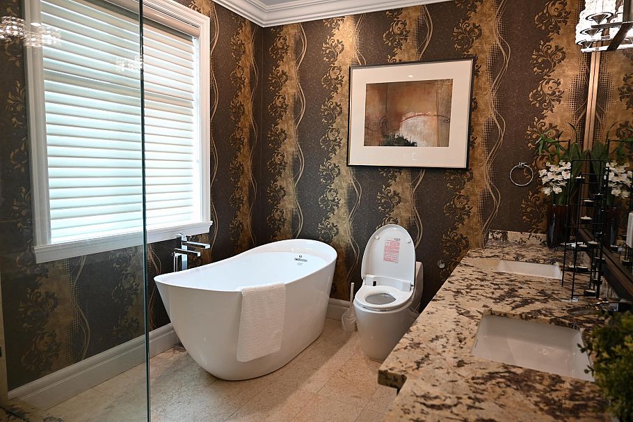 1985 W 52nd Avenue Vancouver, BC - 8