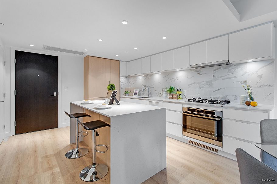 306 1500 Fern Street North Vancouver, BC - 5