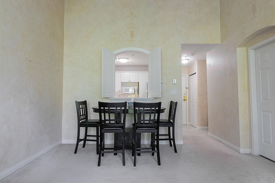 427 5835 Hampton Place Vancouver, BC - 12