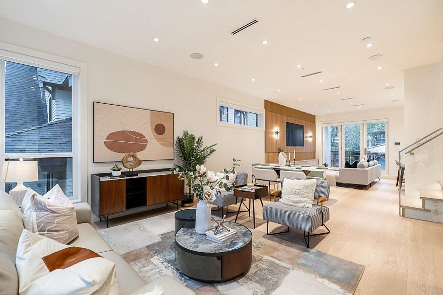 2565 W 2nd Avenue Vancouver, BC - 3