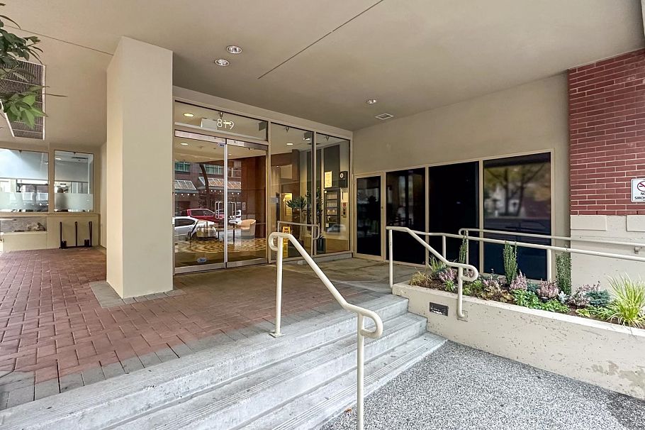 511 819 Hamilton Street Vancouver, BC - 19