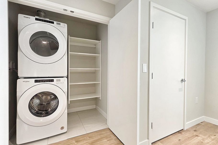 1503 3430 S E Kent Avenue Vancouver, BC - 10