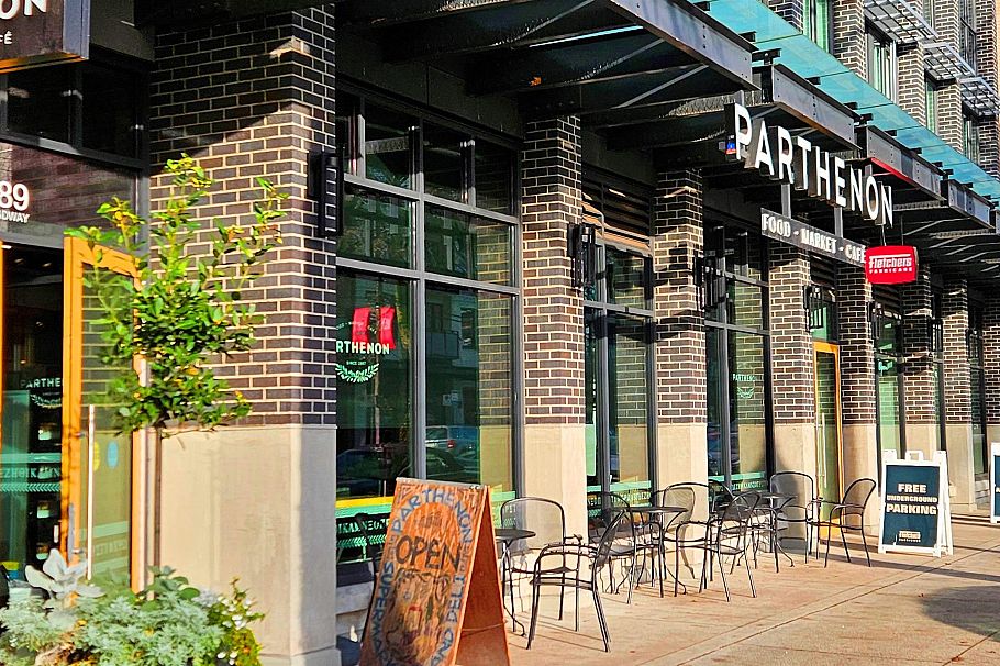 2635 W 7th Avenue Vancouver, BC - 34