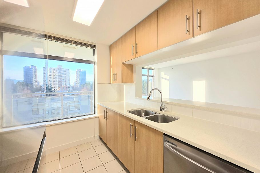 602 3660 Vanness Avenue Vancouver, BC - 7