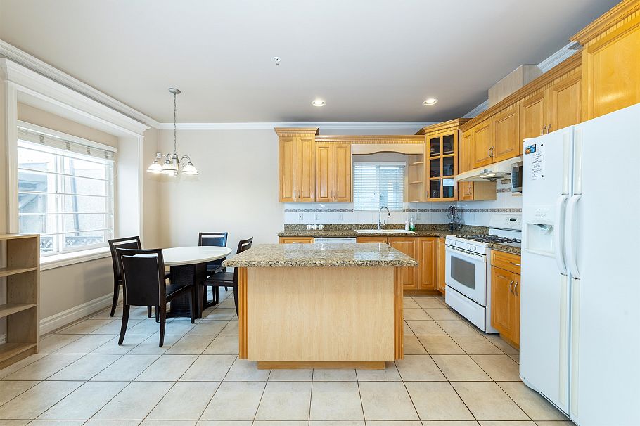 260 W 63rd Avenue Vancouver, BC - 11