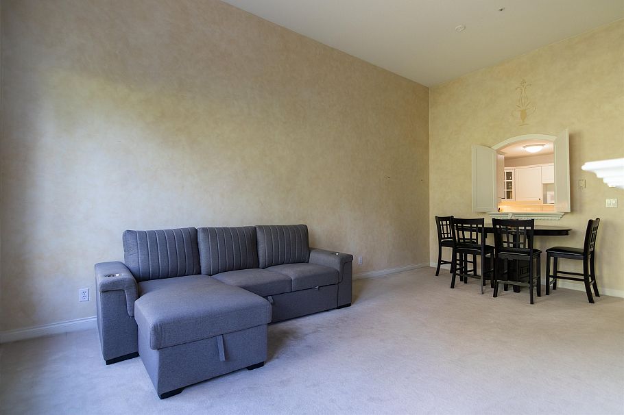 427 5835 Hampton Place Vancouver, BC - 11