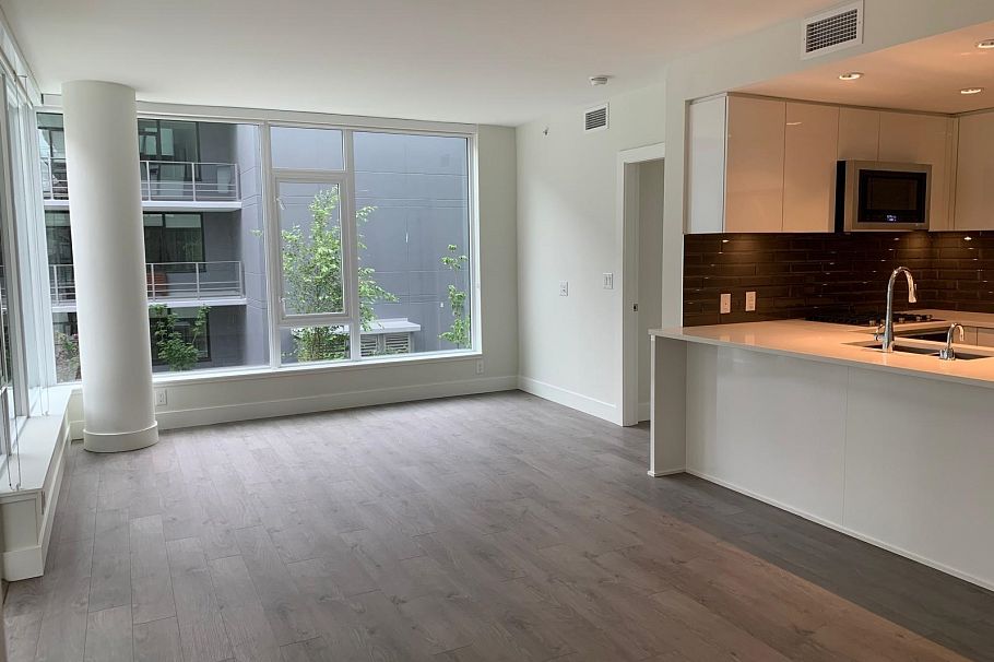 302 8533 River District Crossing Vancouver, BC - 4