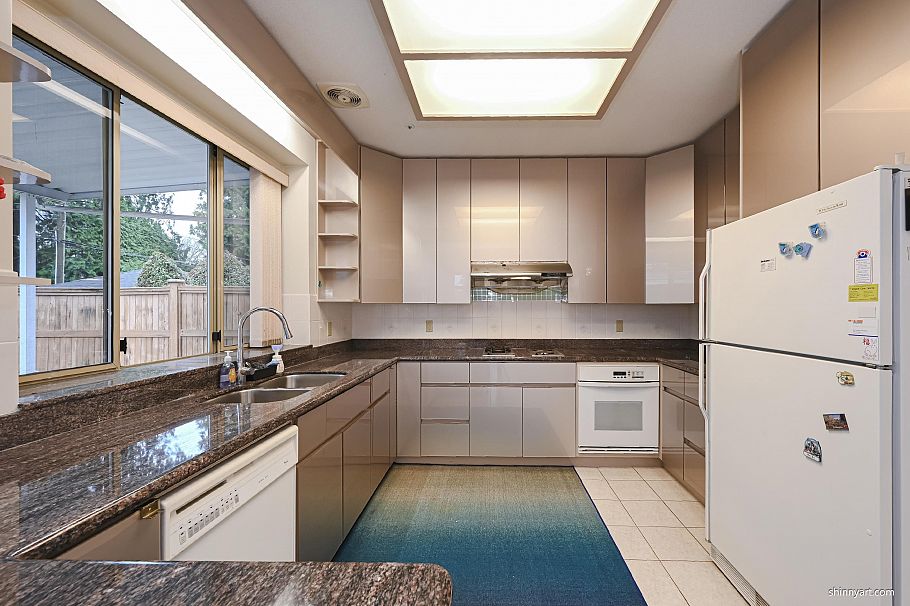 2908 W 30th Avenue Vancouver, BC - 13