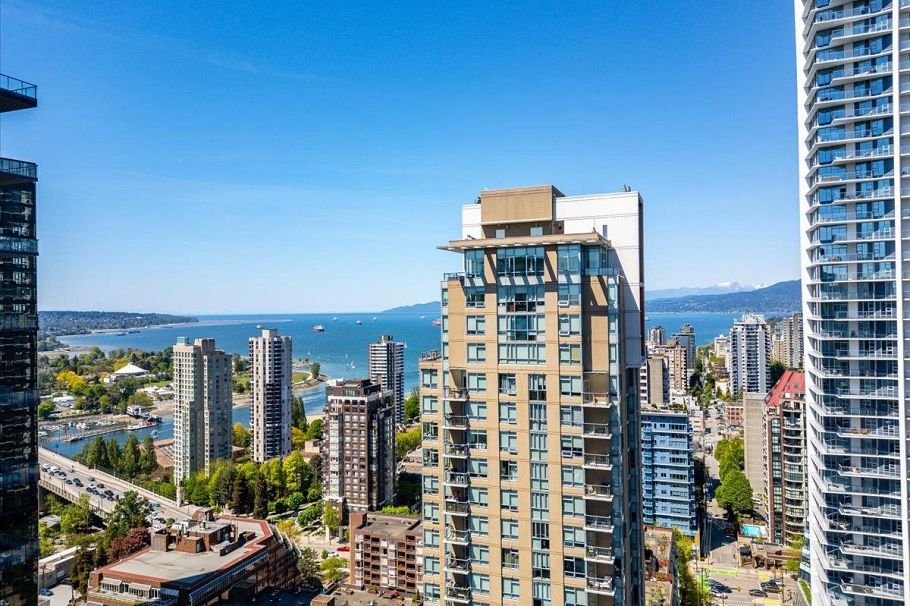 1506 1308 Hornby Street Vancouver, BC - 1