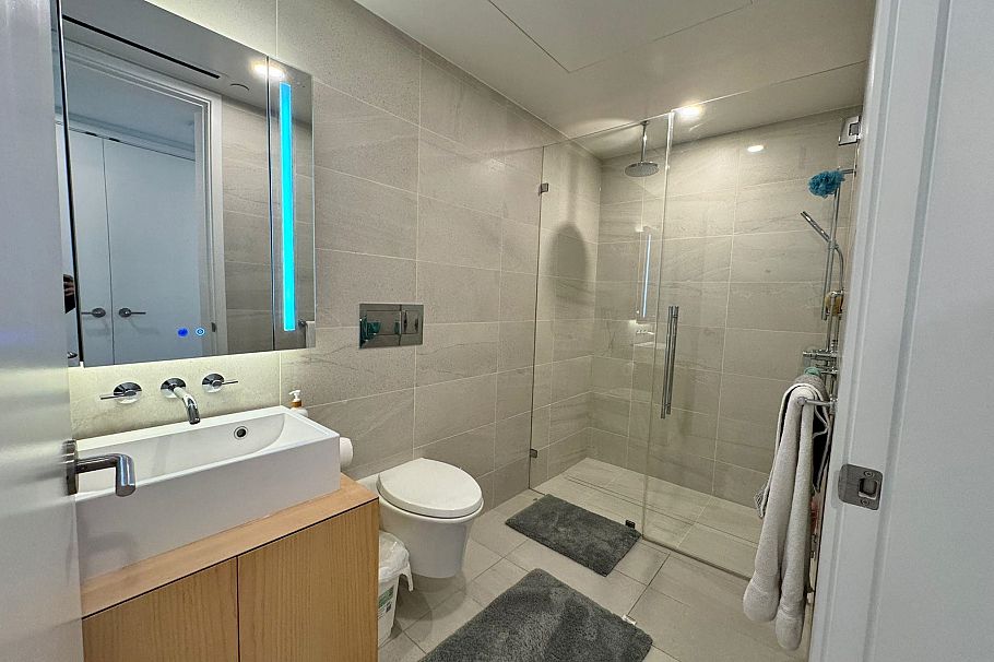 1103 1568 Alberni Street Vancouver, BC - 10