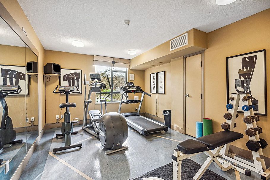 901 3520 Crowley Drive Vancouver, BC - 22