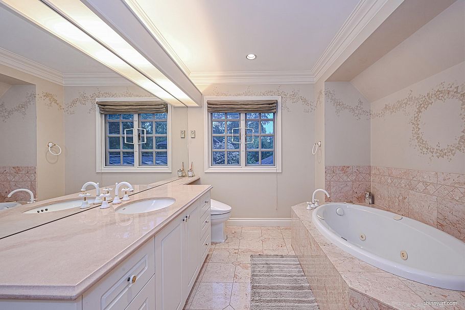 6786 Blenheim Street Vancouver, BC - 23