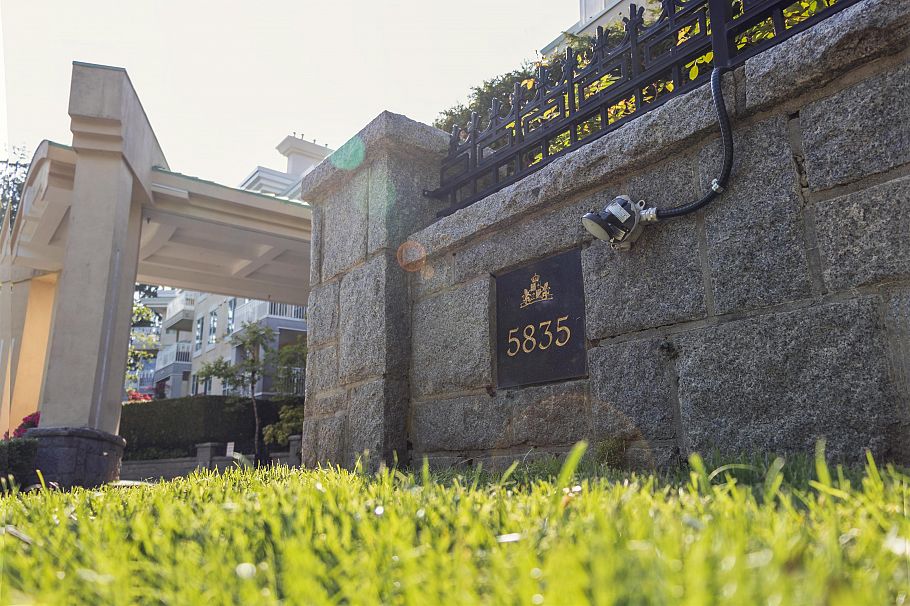 427 5835 Hampton Place Vancouver, BC - 4