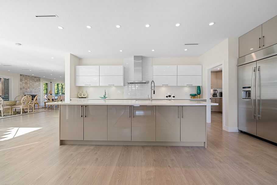 5199 Cliffridge Avenue North Vancouver, BC - 21