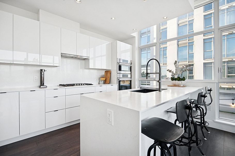 PH1 2455 Kingsway Vancouver, BC - 8