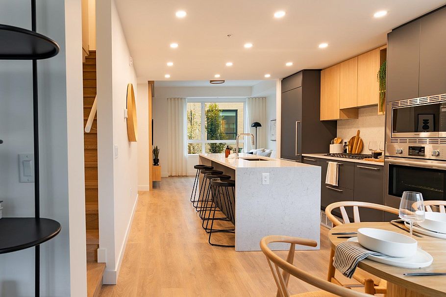 119 2050 Glenaire Drive North Vancouver, BC - 9