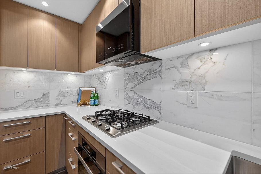 101 5608 Berton Avenue Vancouver, BC - 11