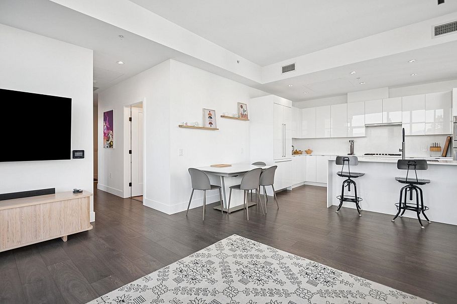 PH1 2455 Kingsway Vancouver, BC - 6