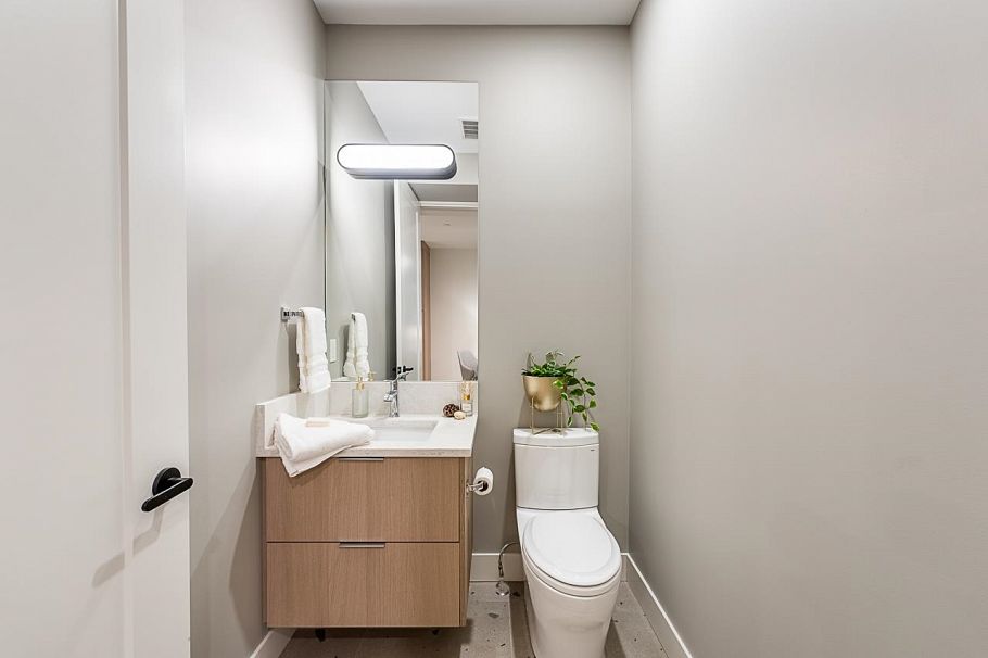 3537 Cambridge Street Vancouver, BC - 19