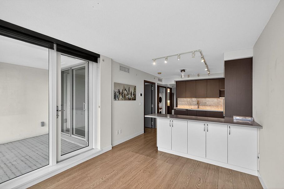 1018 8988 Patterson Road Richmond, BC - 17