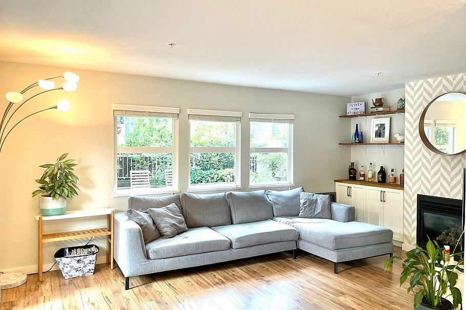 102 3008 Willow Street Vancouver, BC - 1