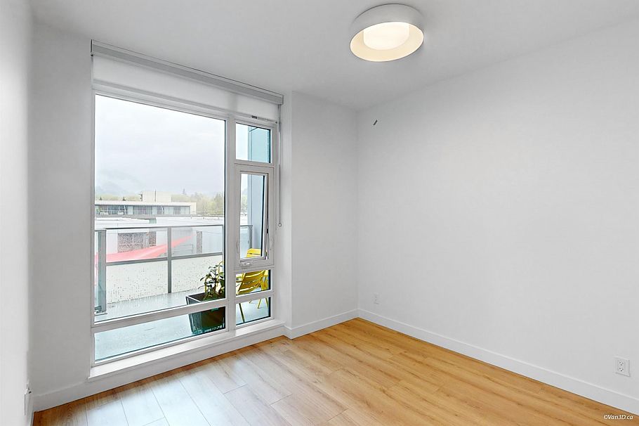 306 1500 Fern Street North Vancouver, BC - 19