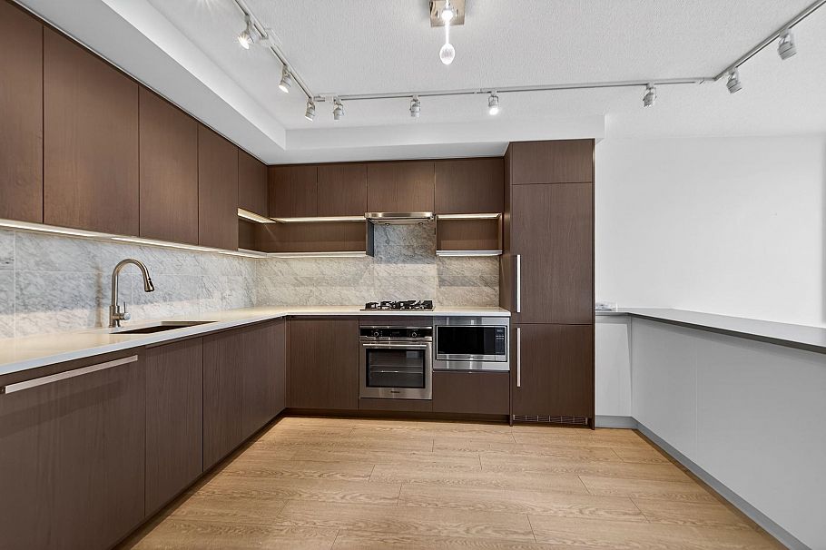 1018 8988 Patterson Road Richmond, BC - 11