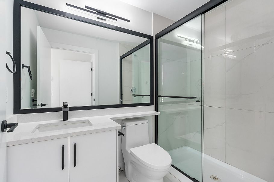 3749 Union Street Burnaby, BC - 21