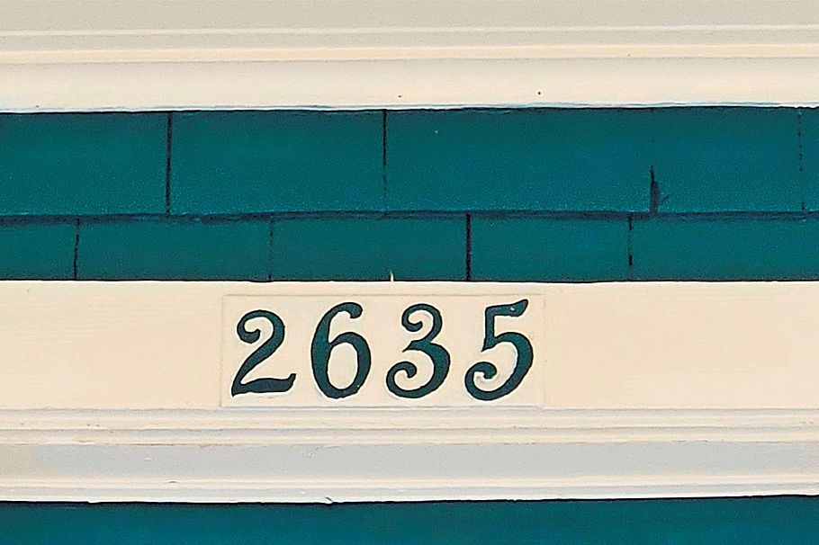 2635 W 7th Avenue Vancouver, BC - 4