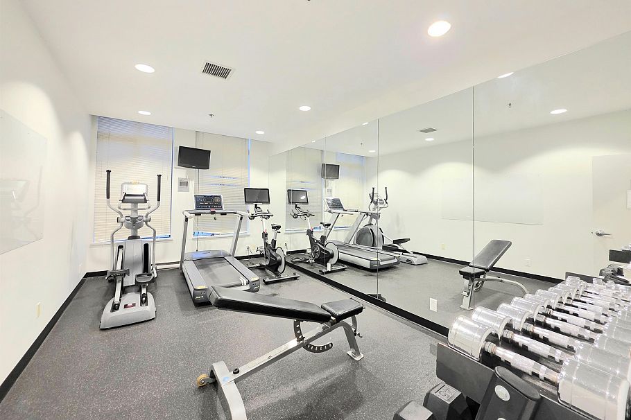 602 3660 Vanness Avenue Vancouver, BC - 23