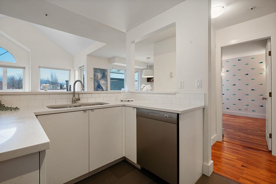 403 1623 E 2nd Avenue Vancouver, BC - 11