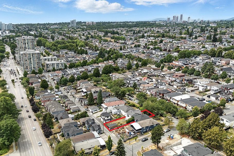 966 E 64th Avenue Vancouver, BC - 36