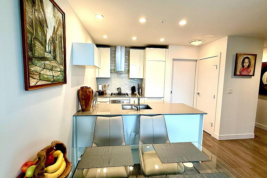 3804 1283 Howe Street Vancouver, BC - 10