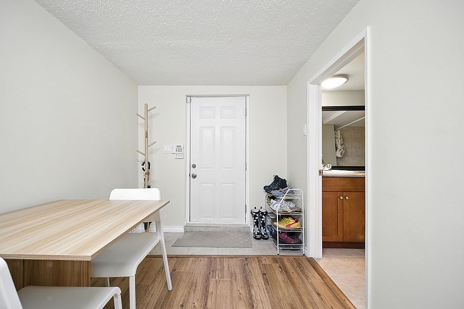 966 E 64th Avenue Vancouver, BC - 25