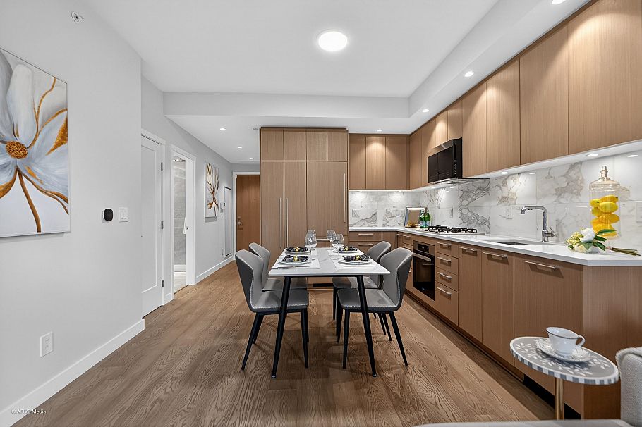 101 5608 Berton Avenue Vancouver, BC - 9