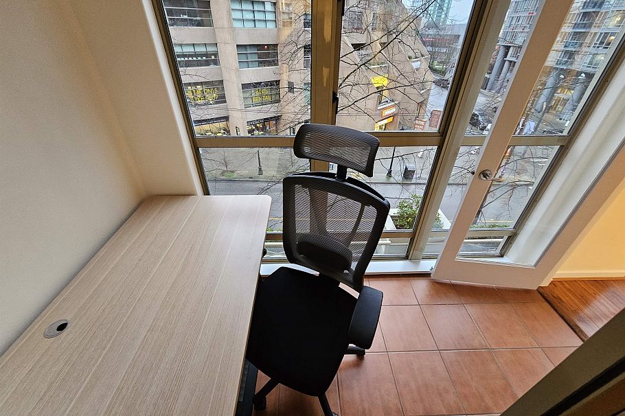 511 819 Hamilton Street Vancouver, BC - 24