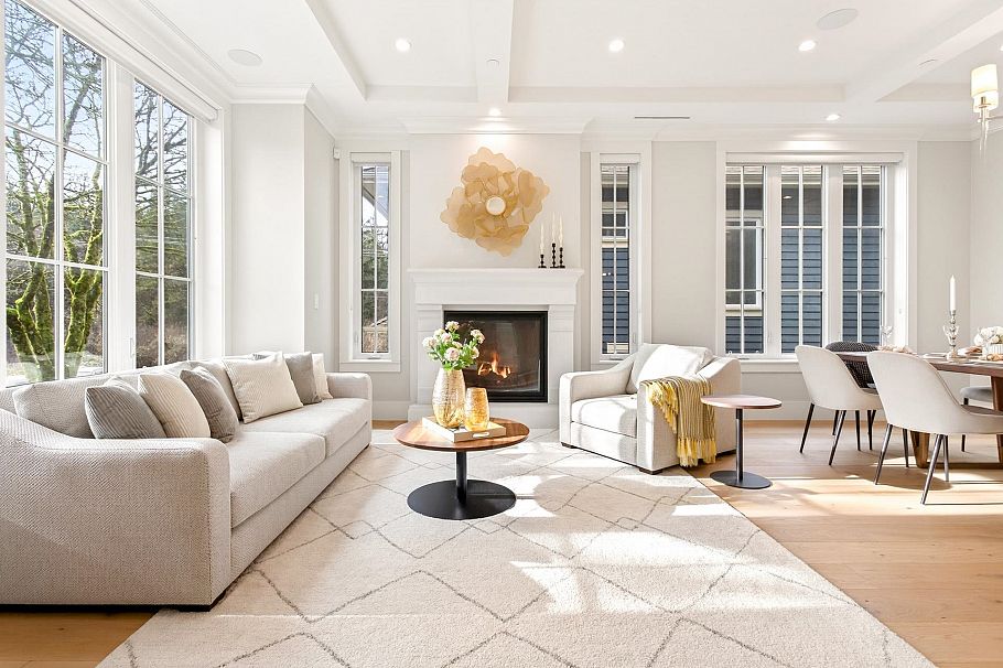 4089 W 19th Avenue Vancouver, BC - 3