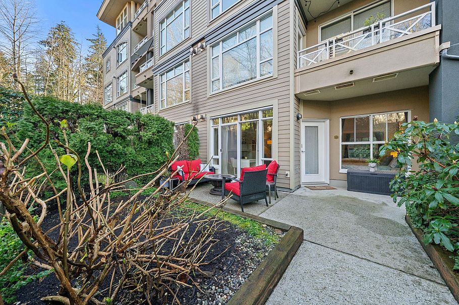 215 3600 Windcrest Drive North Vancouver, BC - 28