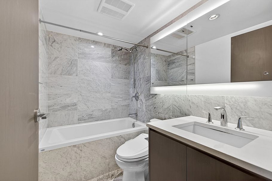 1018 8988 Patterson Road Richmond, BC - 9